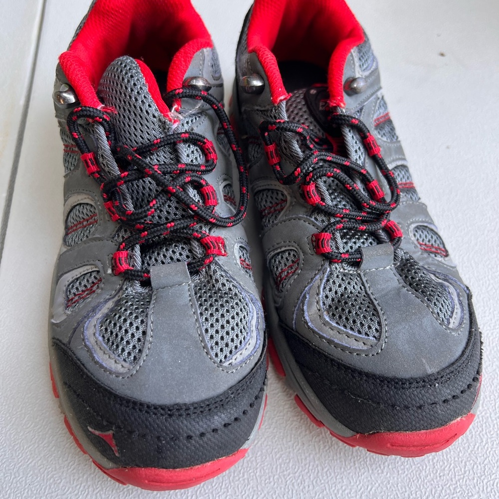 Hiking shoes Kids' Gray and Red size 3